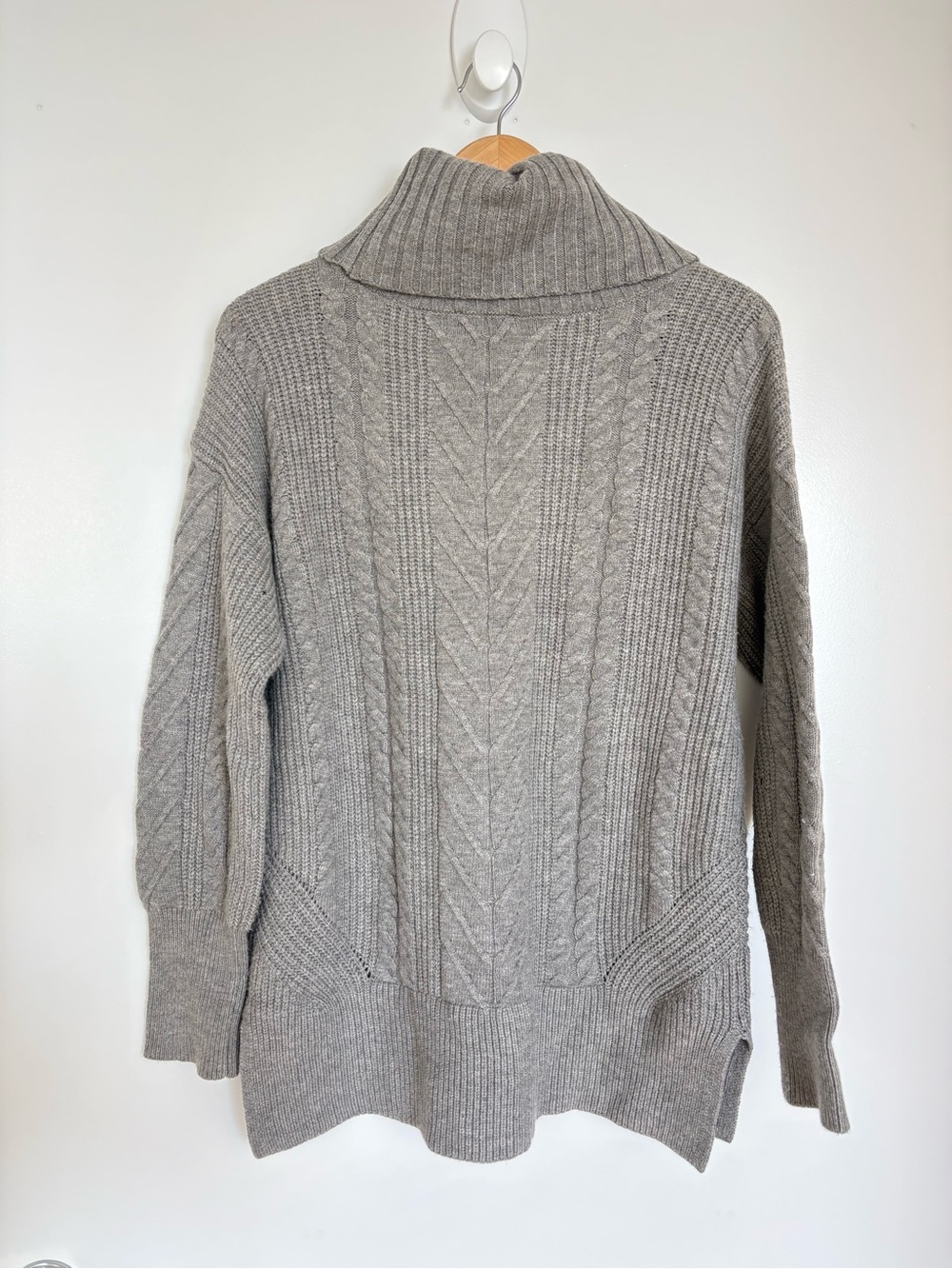 Elie Tahari Gray Cable-Knit Turtleneck Sweater